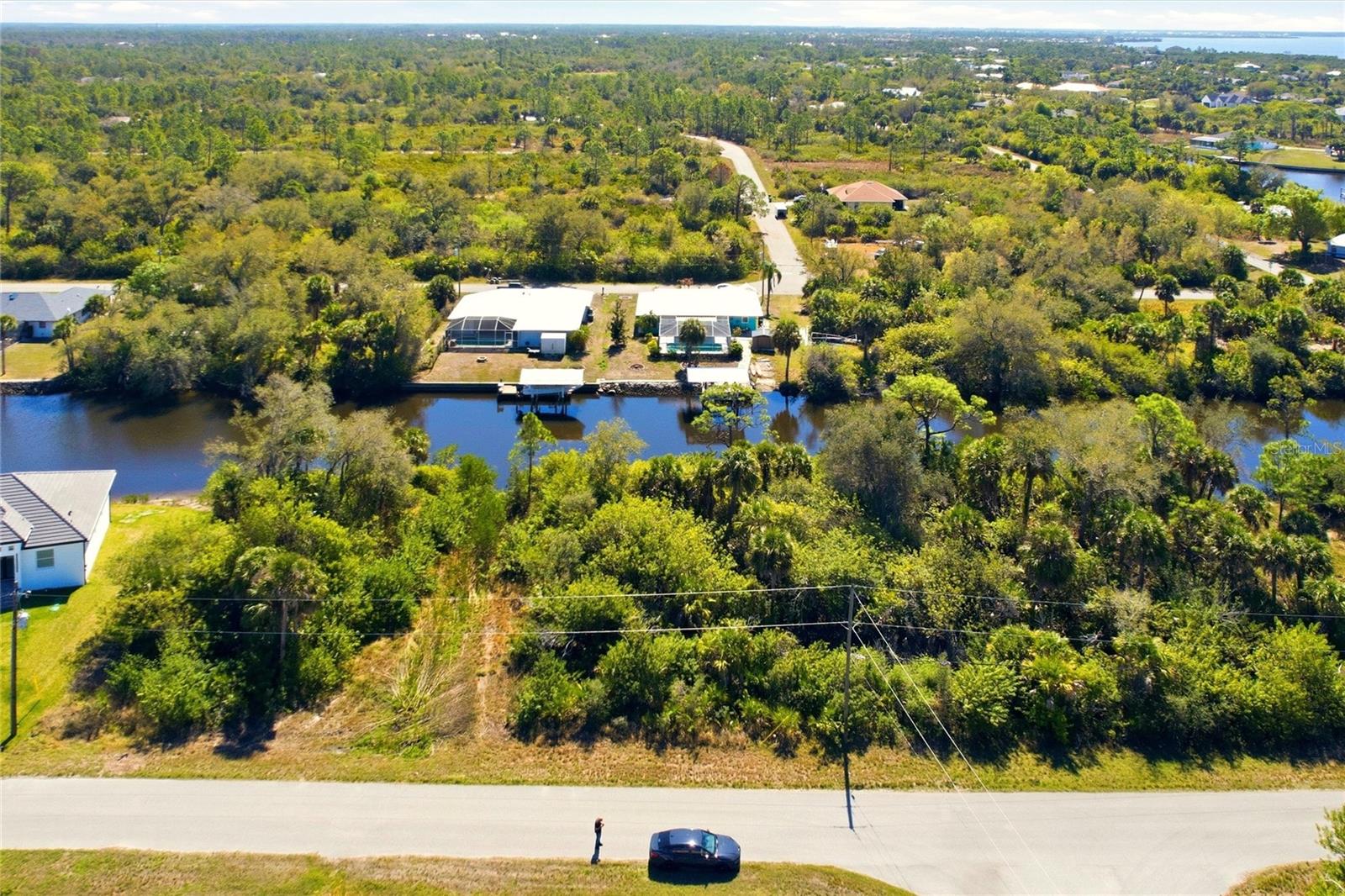 594 Mcdill Dr Property Photo 4