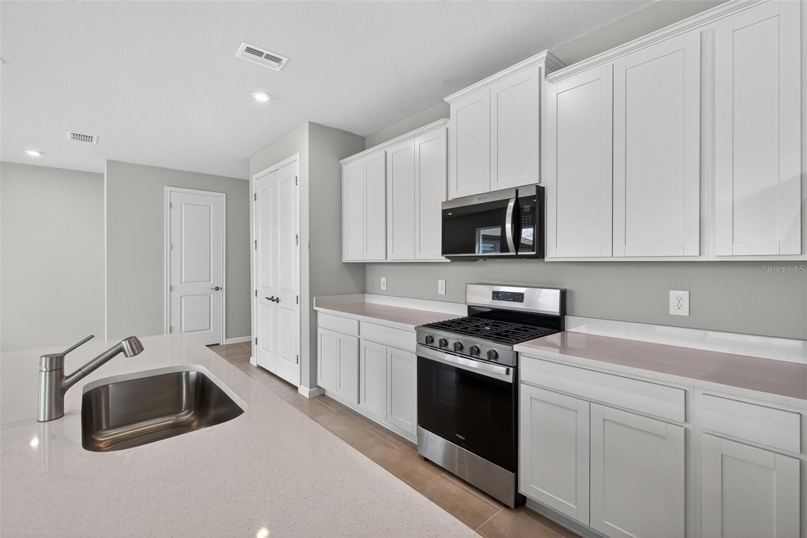 13109 Oxeye Ln Property Photo 10