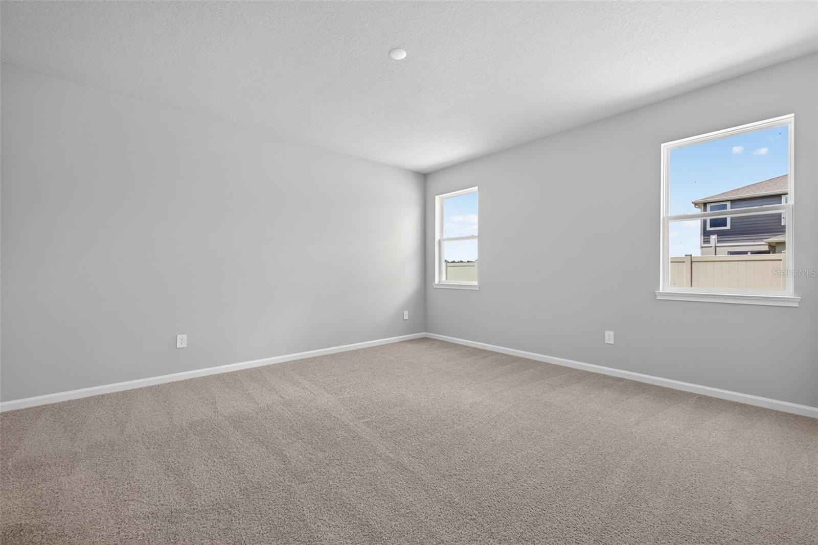 9243 Aurelia Ave Property Photo 13