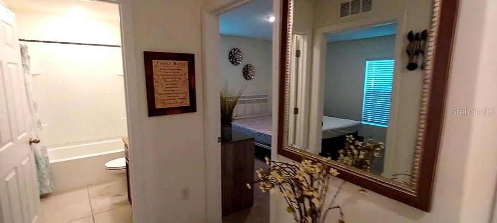 TB8487190 Property Photo 7