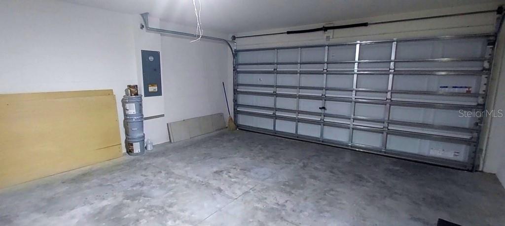TB8487190 Property Photo 11