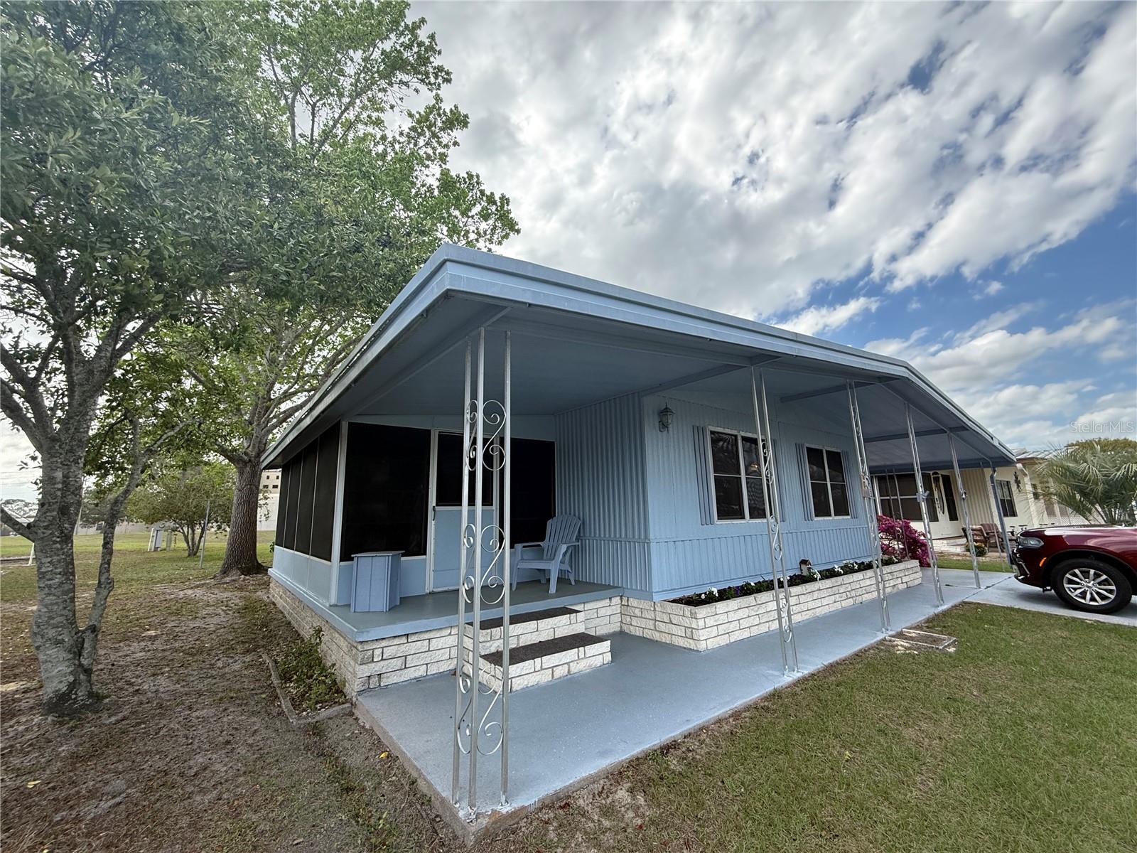 7441 Fairlane Ave Property Photo 18