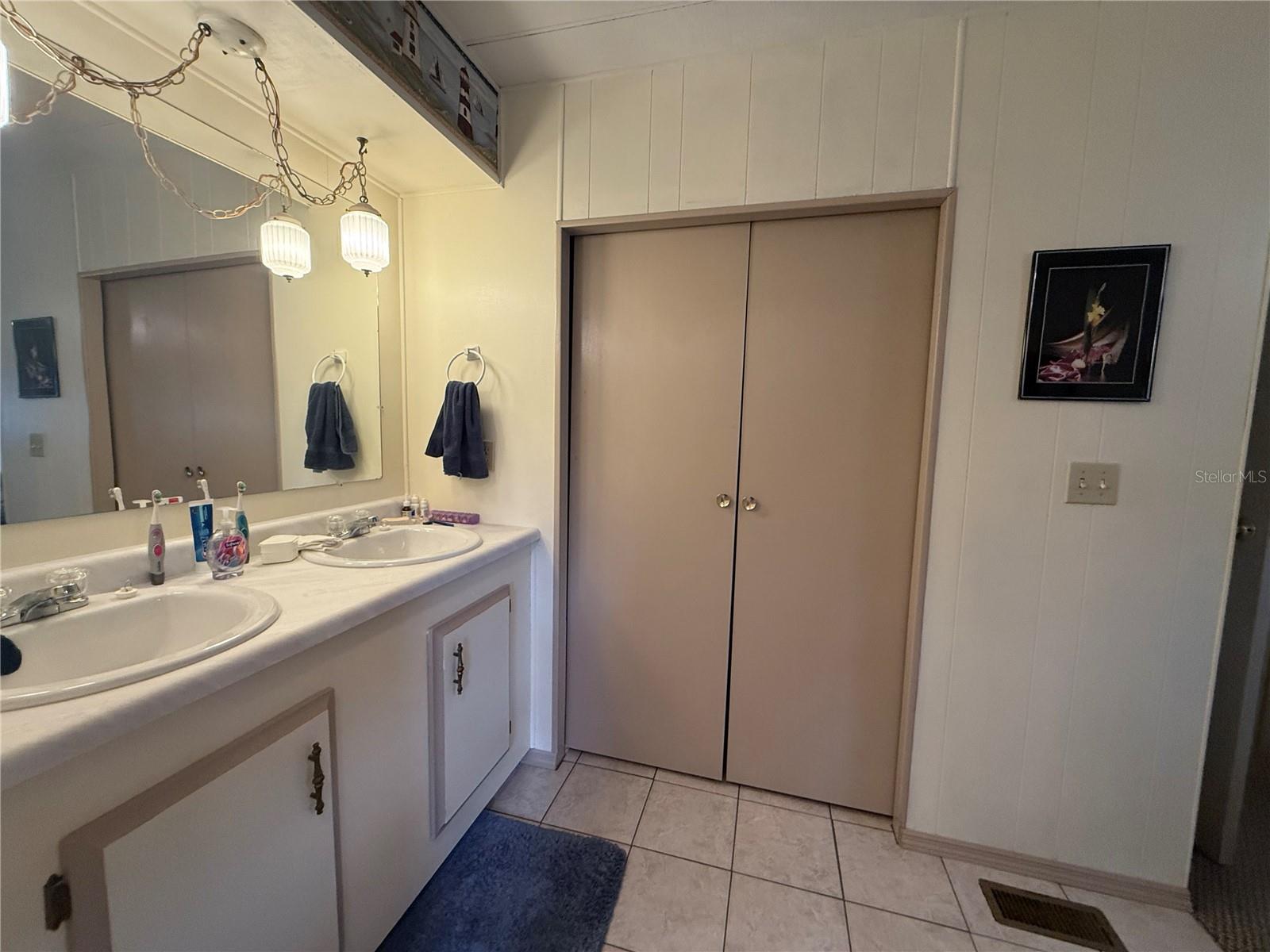 7441 Fairlane Ave Property Photo 56