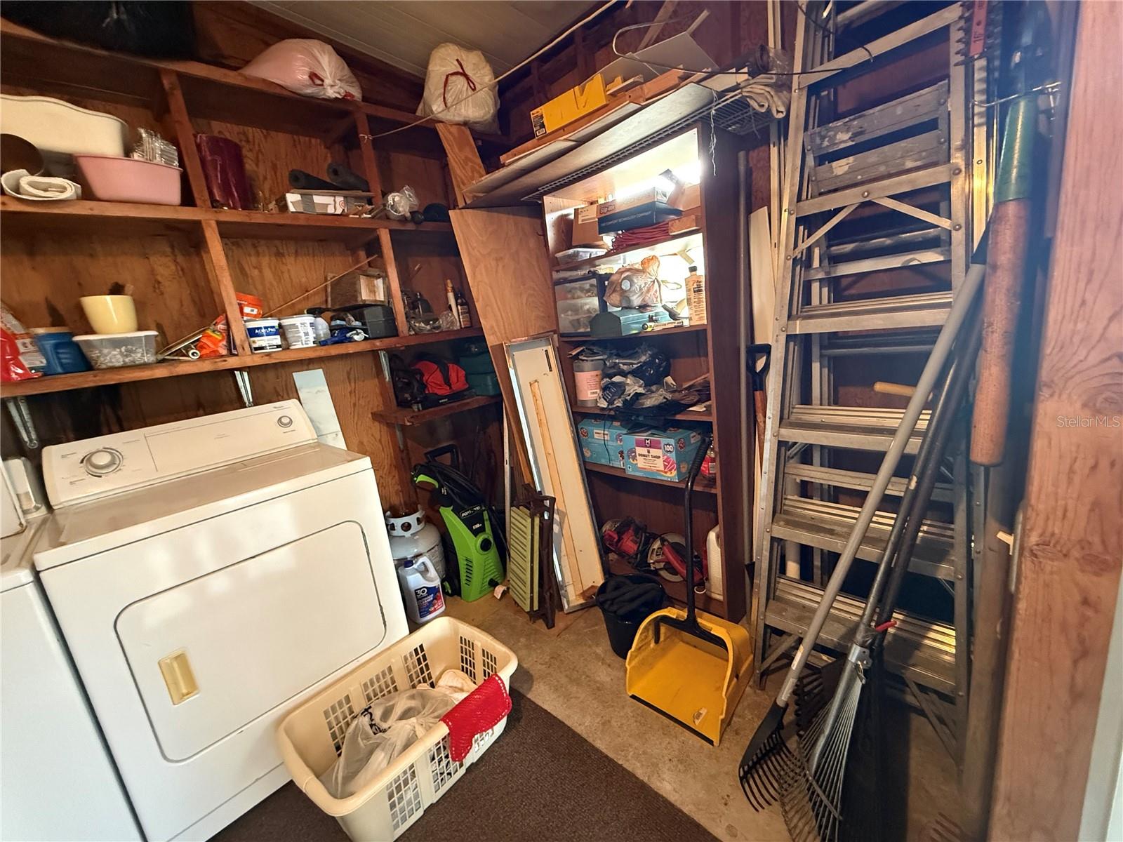7441 Fairlane Ave Property Photo 66
