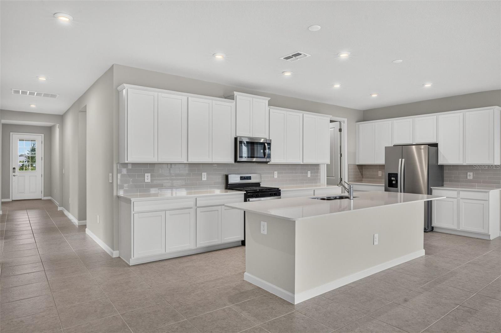 13116 Oxeye Ln Property Photo 6