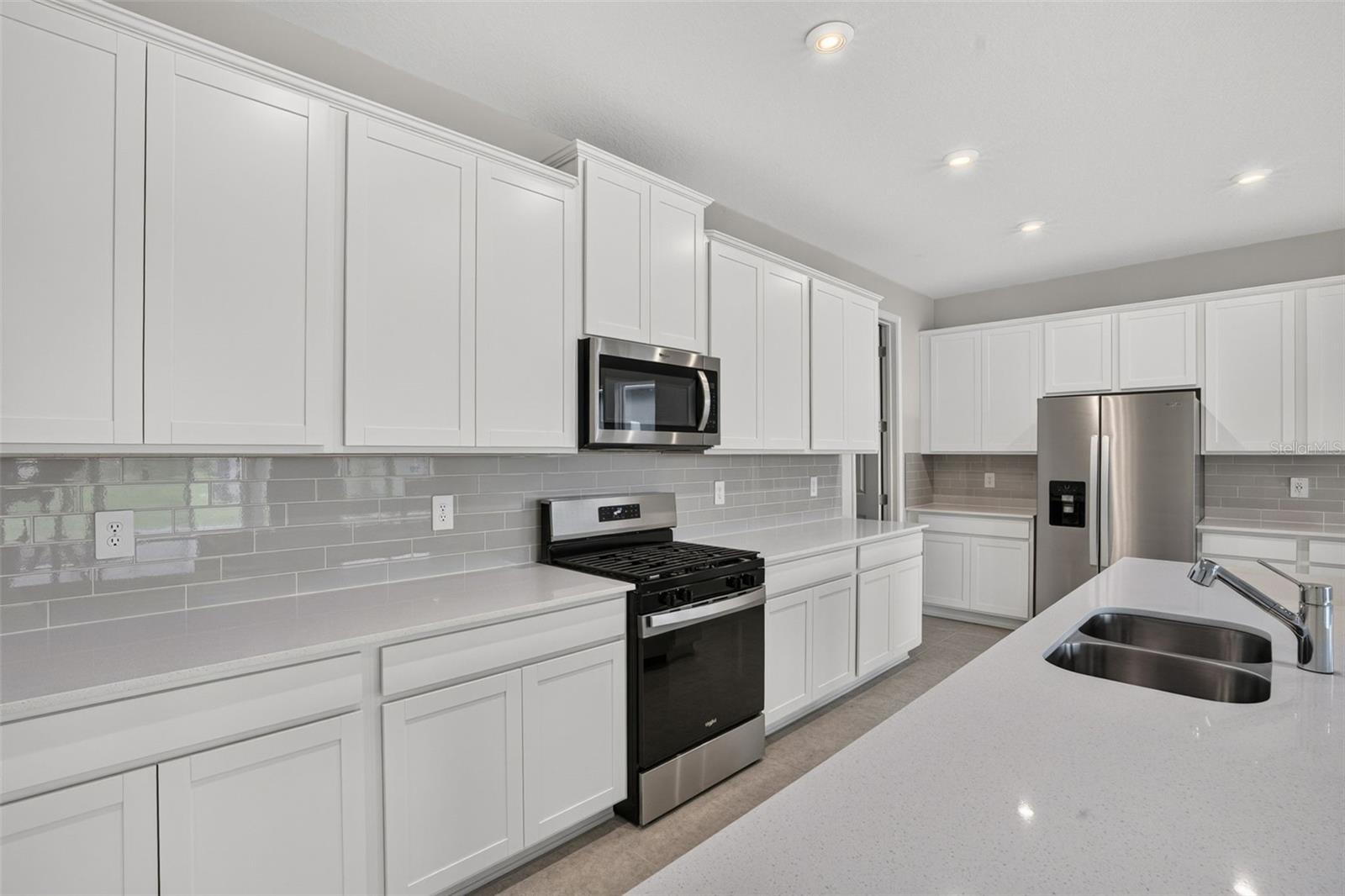 13116 Oxeye Ln Property Photo 7