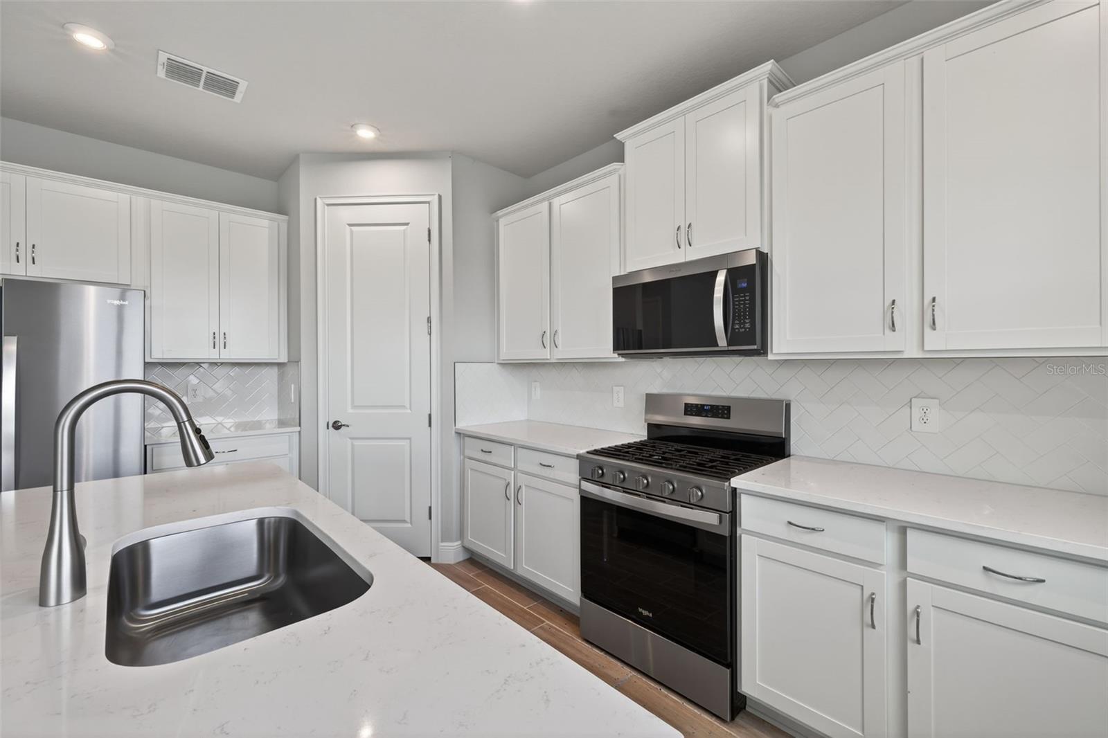 13140 Oxeye Ln Property Photo 6