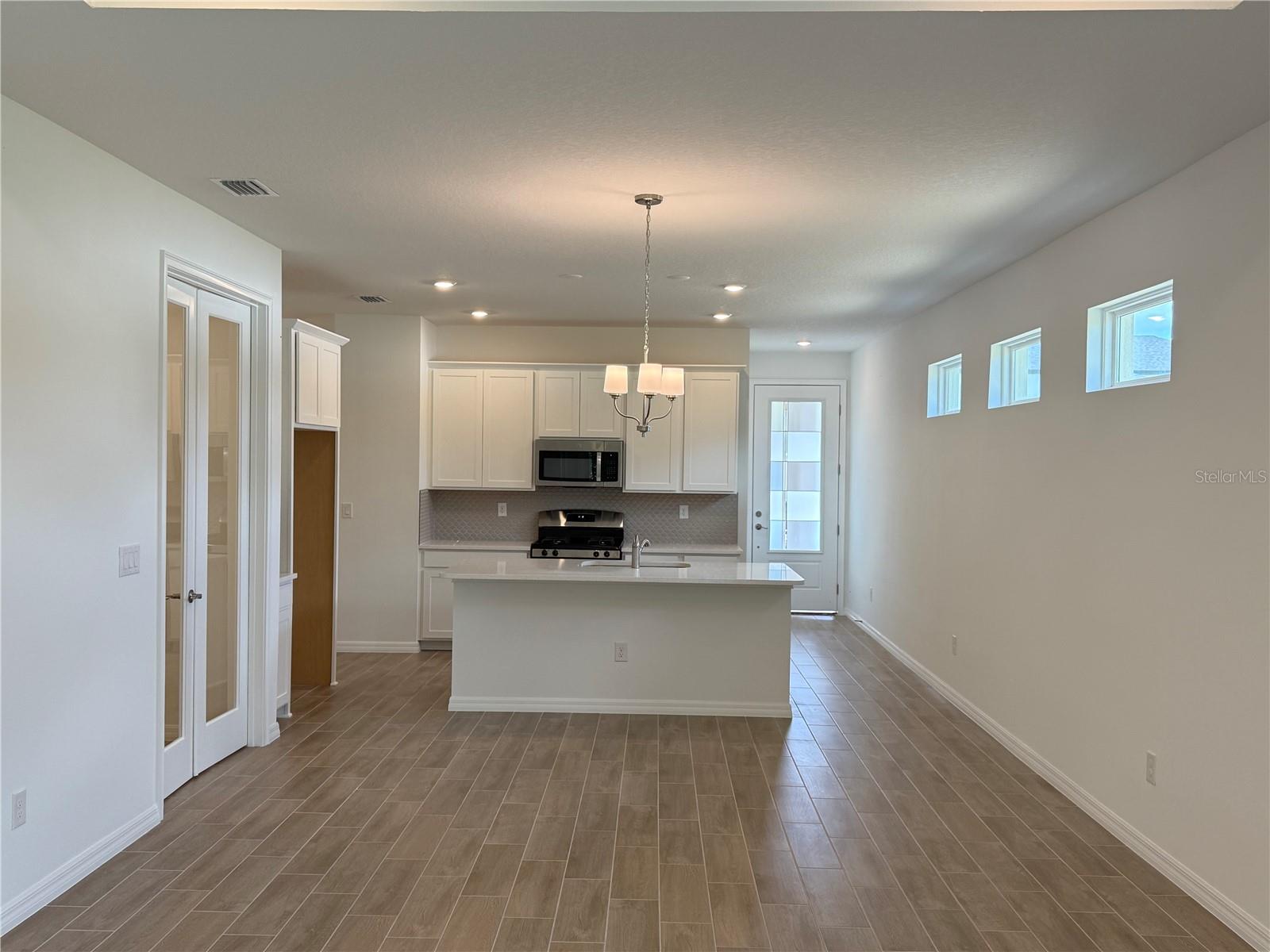 3695 Nandina Cir Property Photo 5