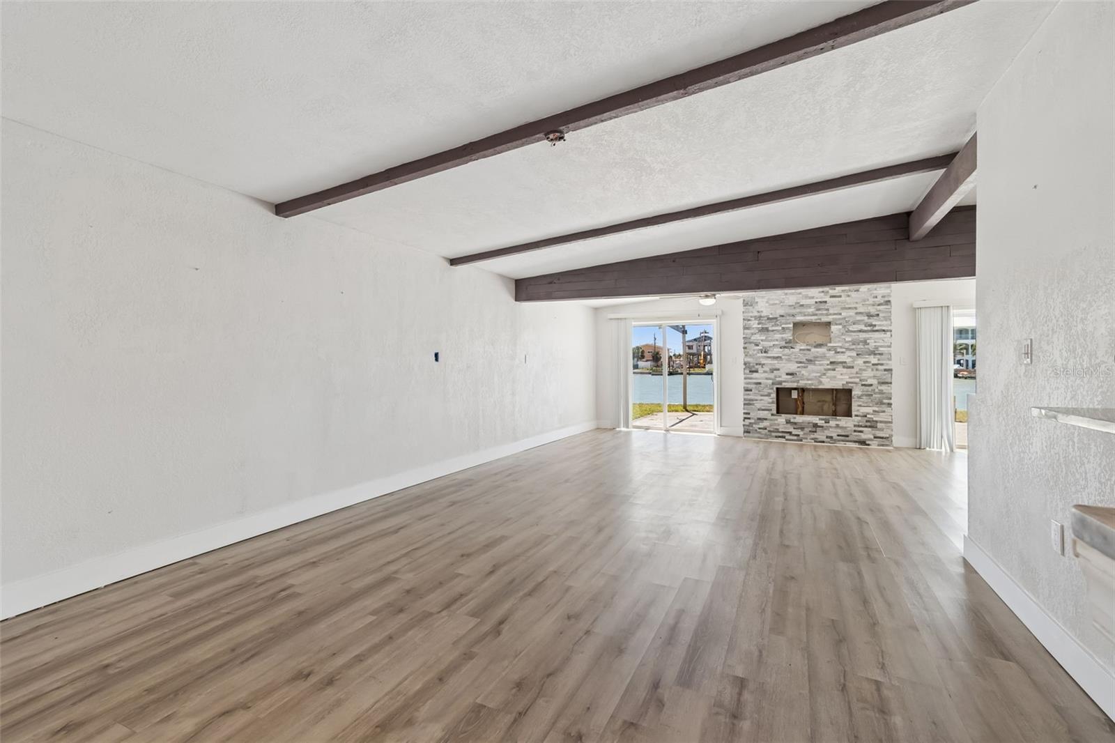 16108 5th St E Property Photo 8