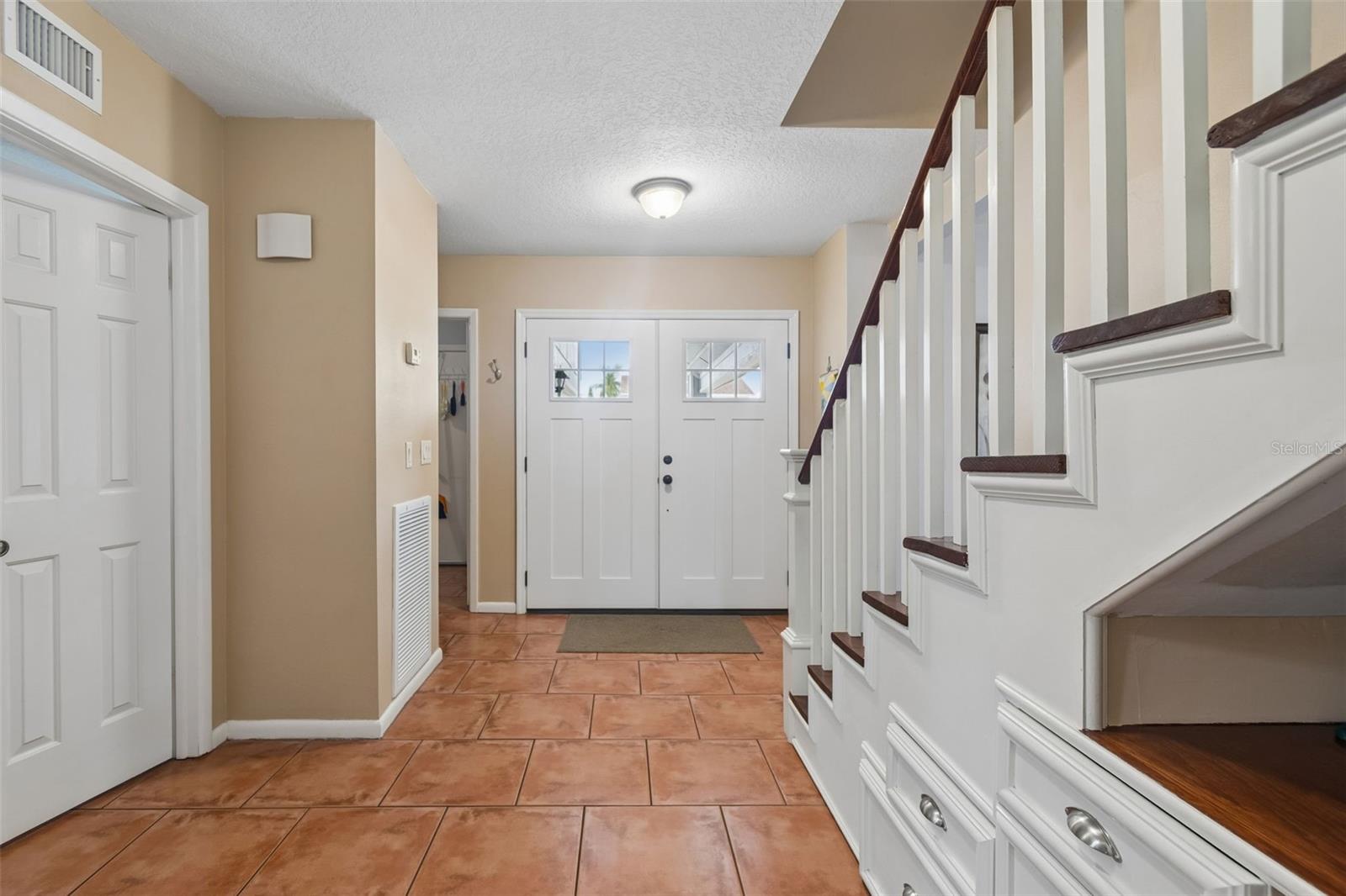 6815 Mitchell Cir Property Photo 29