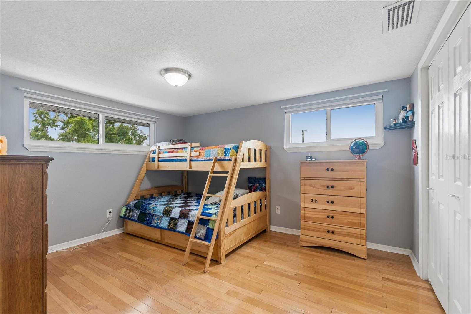6815 Mitchell Cir Property Photo 51
