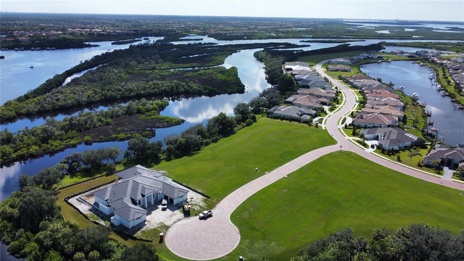 11609 BAYOU CV