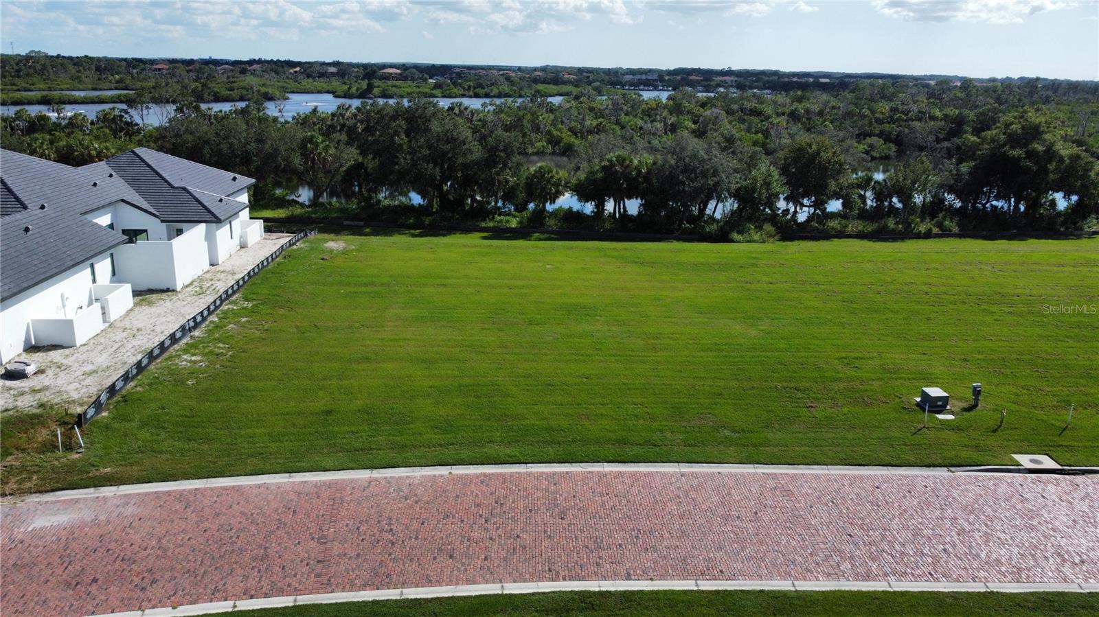 11609 Bayou Cv Property Photo 13