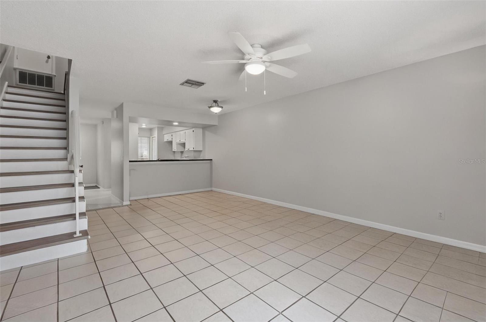 16143 Rambling Vine Dr E Property Photo 17