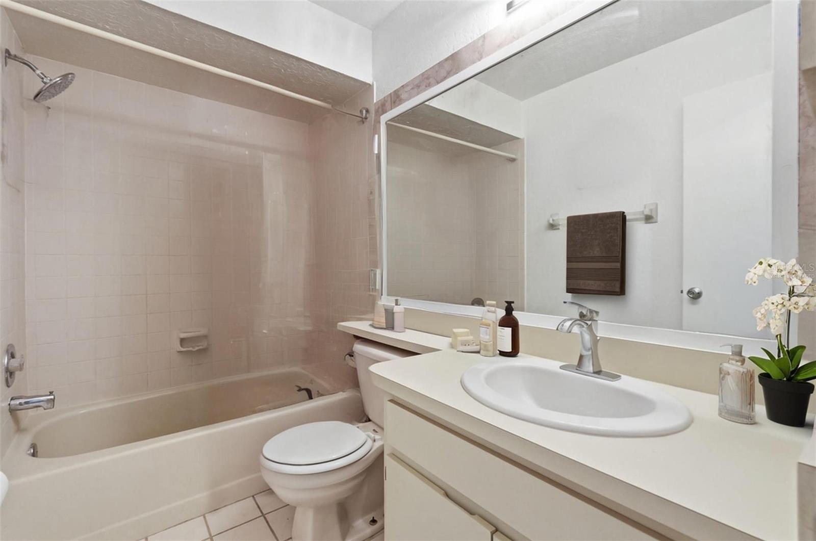 16143 Rambling Vine Dr E Property Photo 26