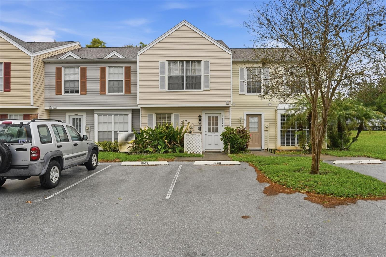 16143 Rambling Vine Dr E Property Photo 45