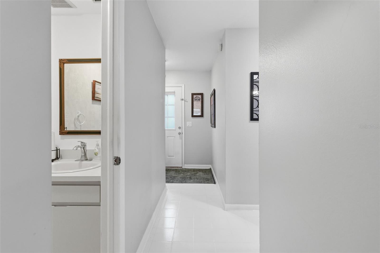 16143 Rambling Vine Dr E Property Photo 53