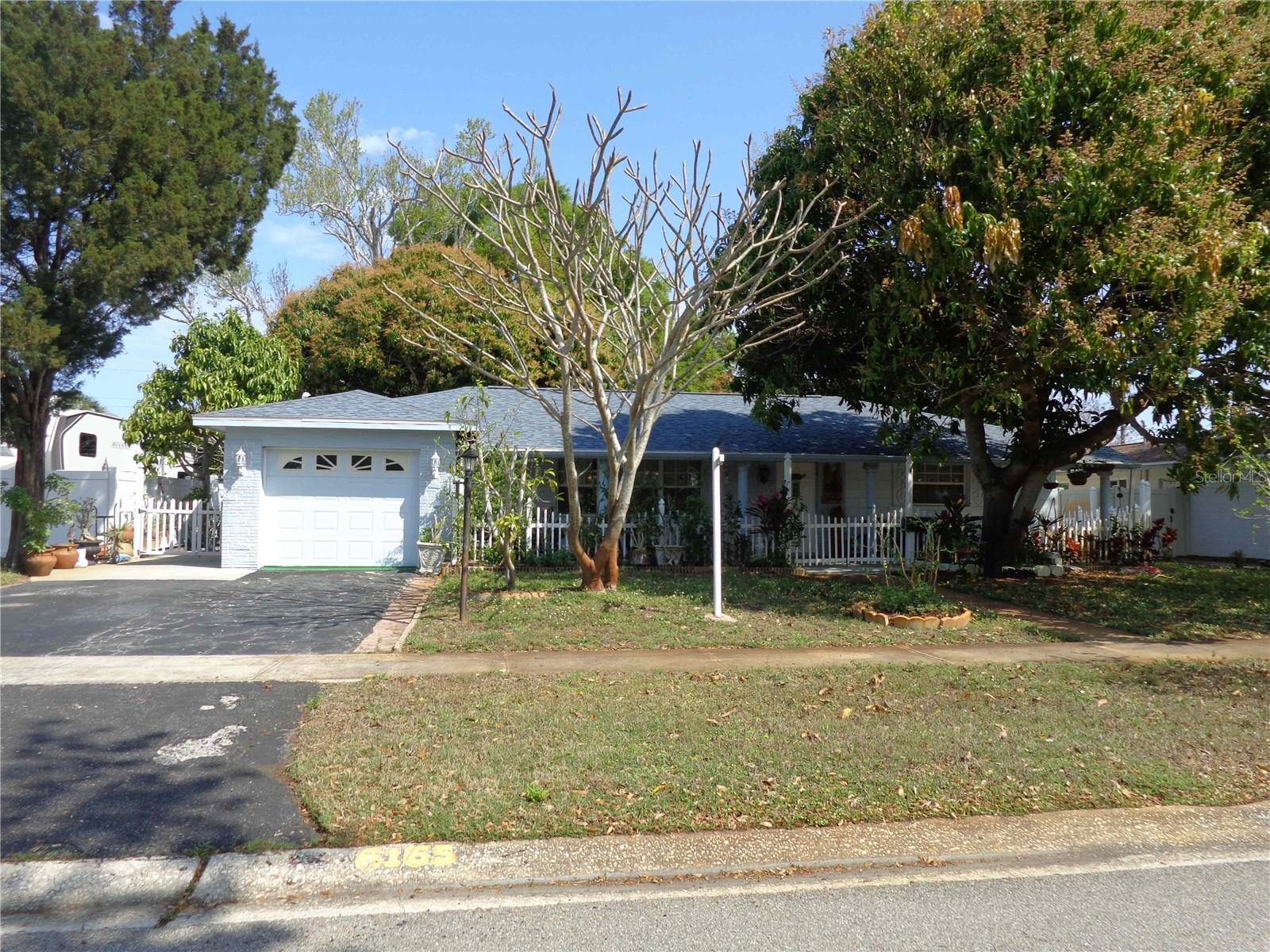 6165 26th Ave N Property Photo 1