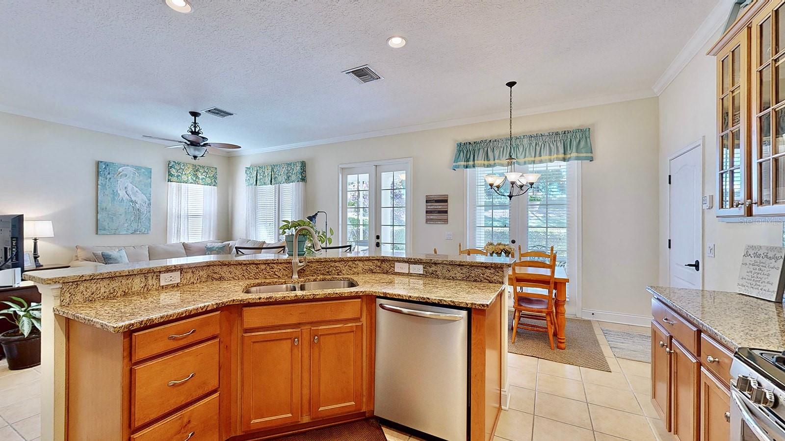 310 Manns Harbor Dr Property Photo 25