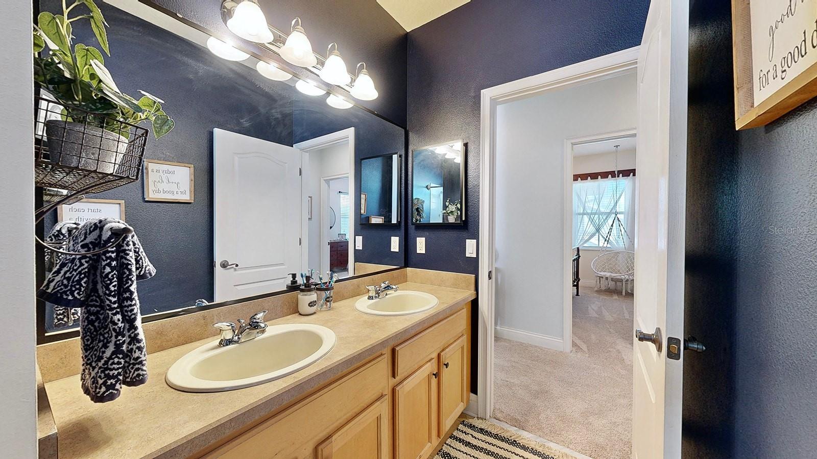310 Manns Harbor Dr Property Photo 46