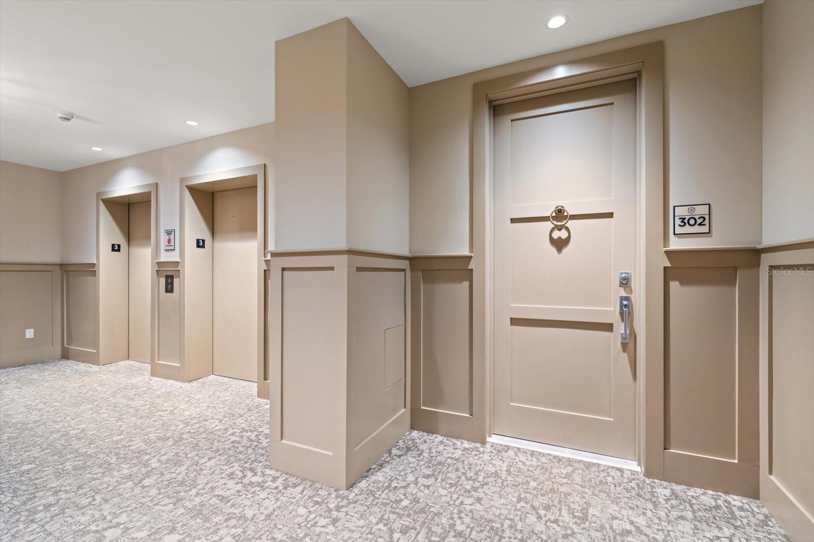 125 Belleview Blvd #302 Property Photo 4