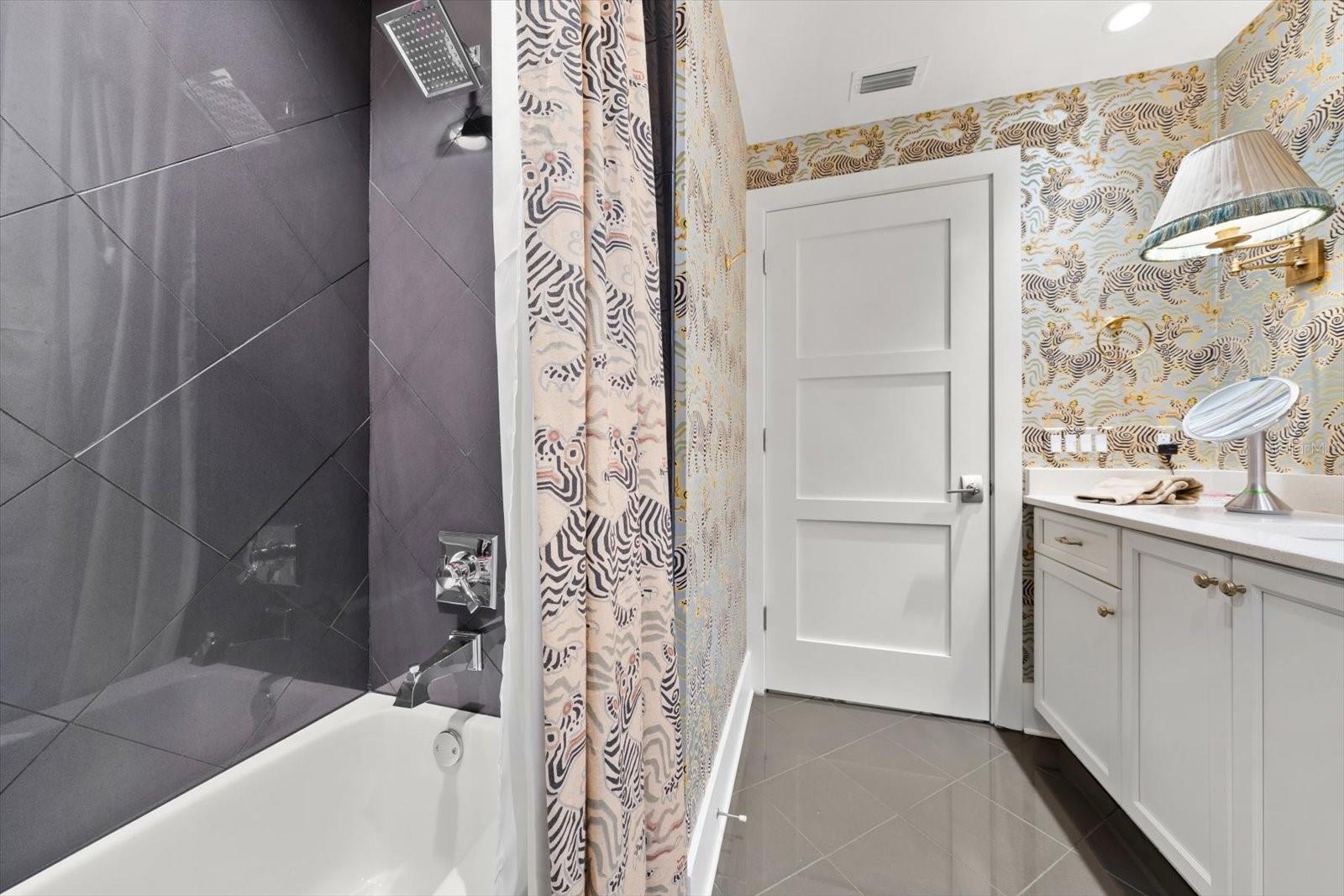 125 Belleview Blvd #302 Property Photo 39