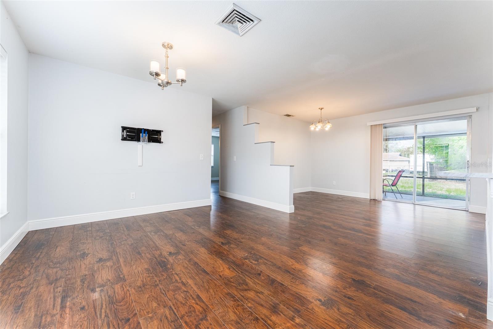 5067 Black Birch Trl Property Photo 17