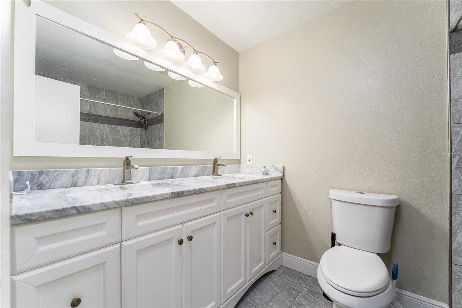 5067 Black Birch Trl Property Photo 23