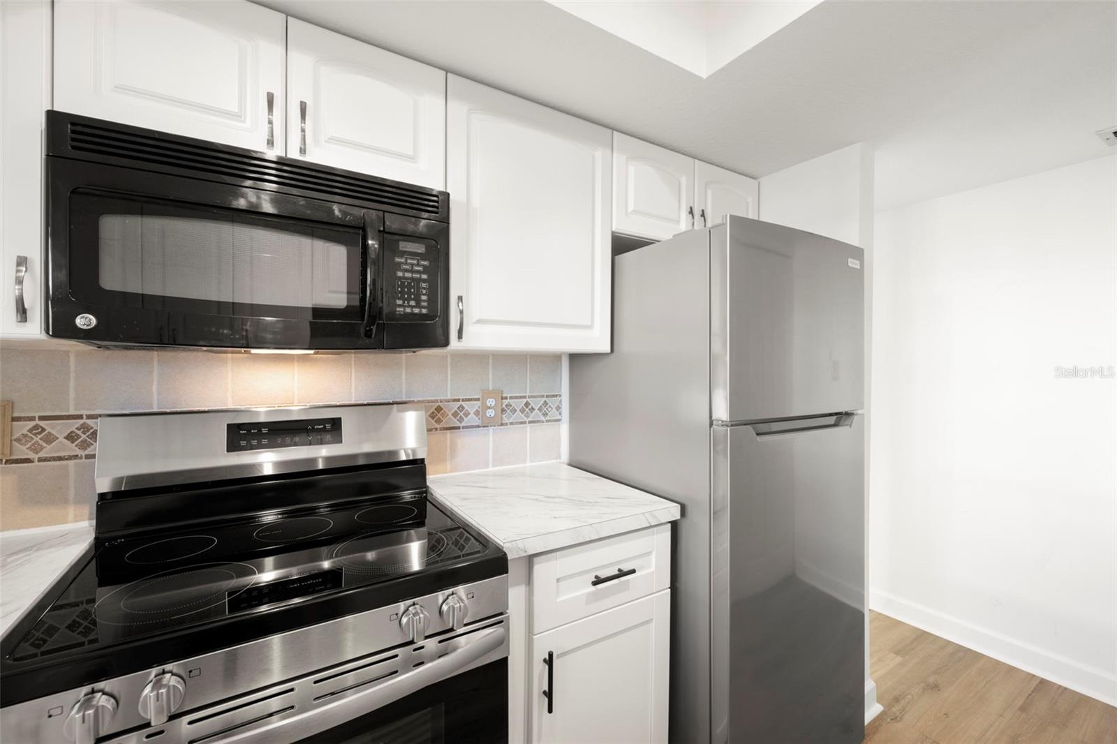 1 Windrush Blvd #19 Property Photo 18