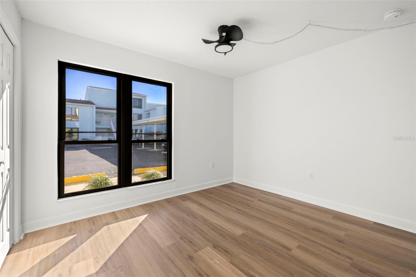1 Windrush Blvd #19 Property Photo 27
