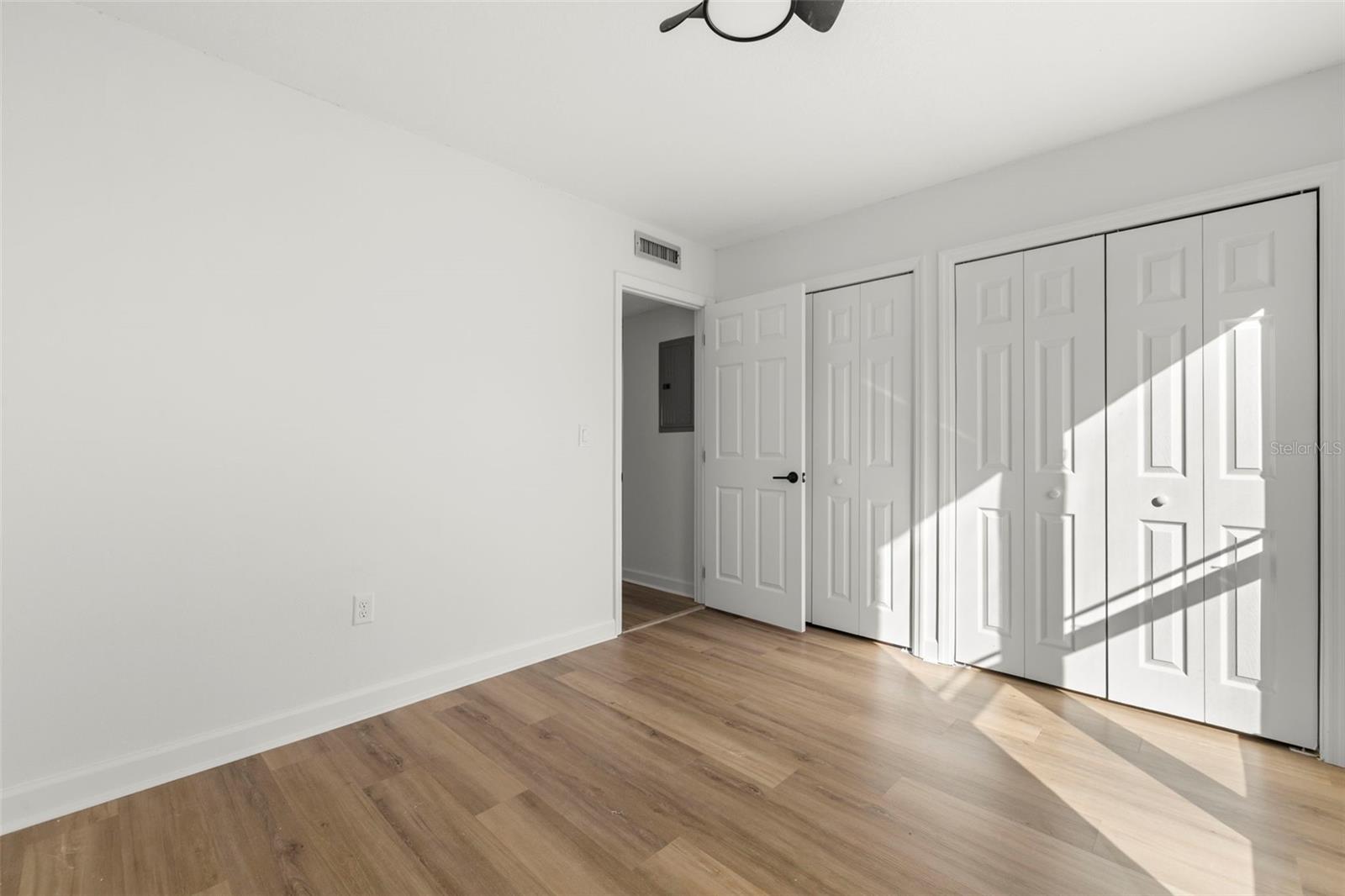 1 Windrush Blvd #19 Property Photo 29