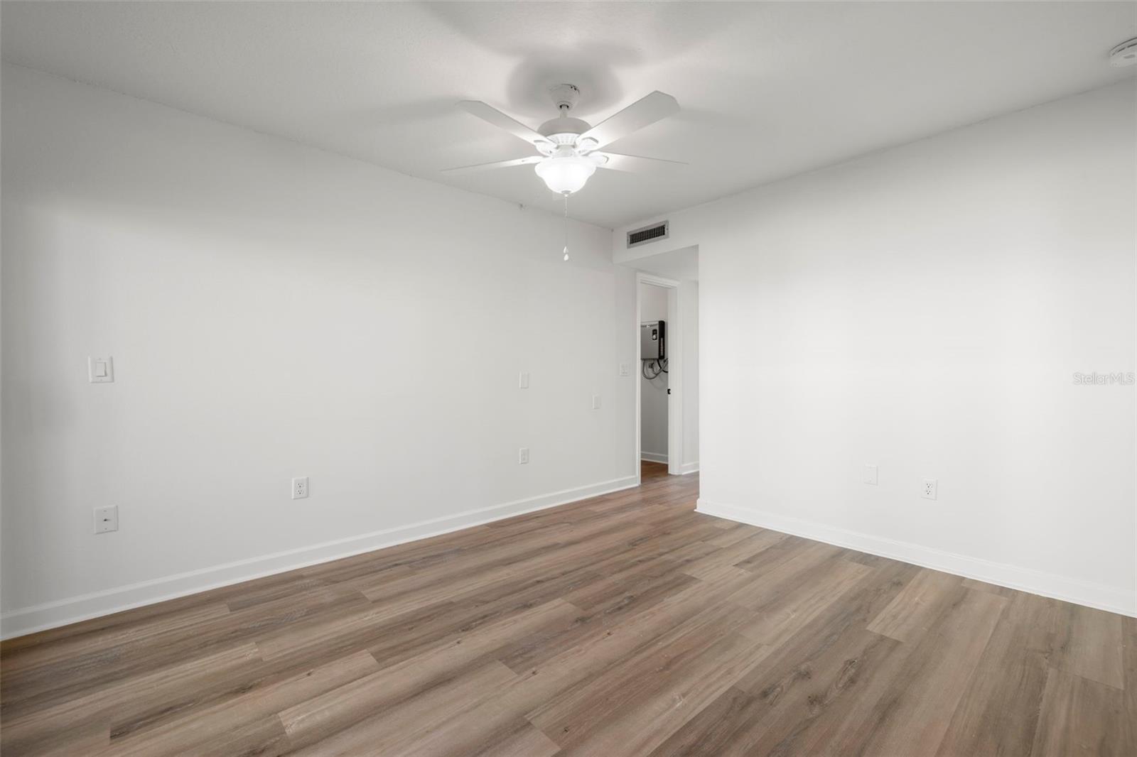 1 Windrush Blvd #19 Property Photo 31