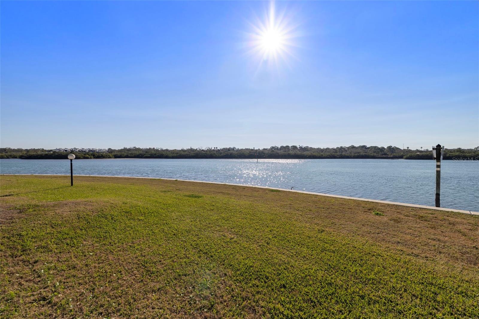 1 Windrush Blvd #19 Property Photo 39