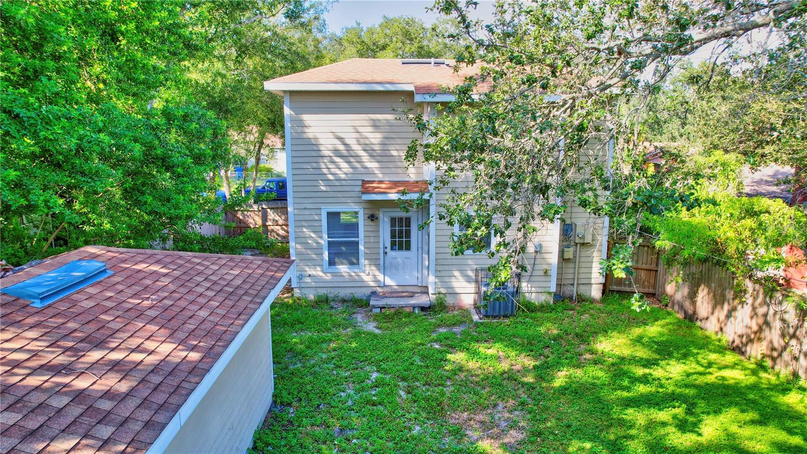 720 Newton Ave S Property Photo 25