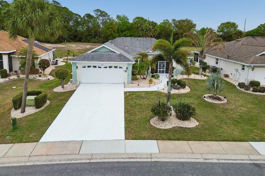 2035 E Del Webb Blvd Property Photo 2