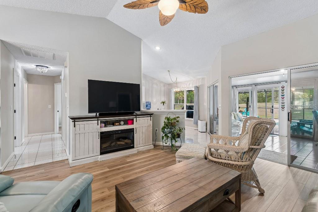 2035 E Del Webb Blvd Property Photo 11