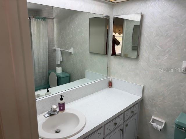 4700 Cove Cir #203 Property Photo 7