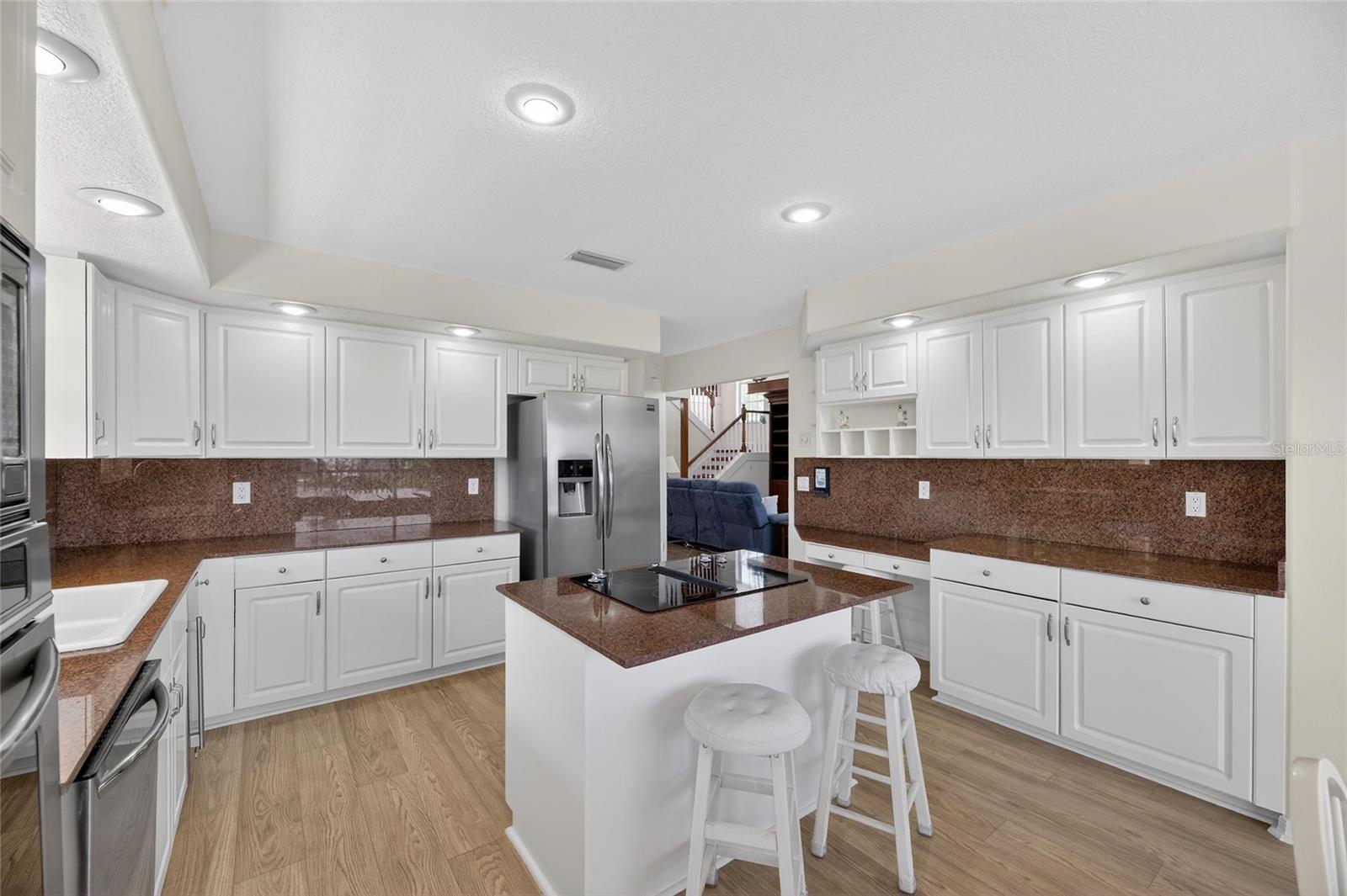 6107 Marbella Blvd Property Photo 25
