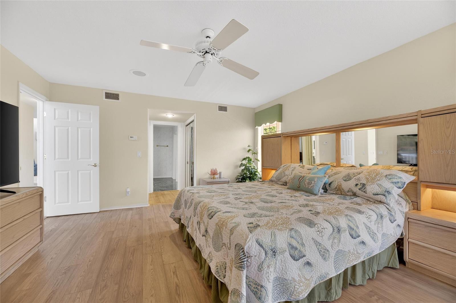 6107 Marbella Blvd Property Photo 36