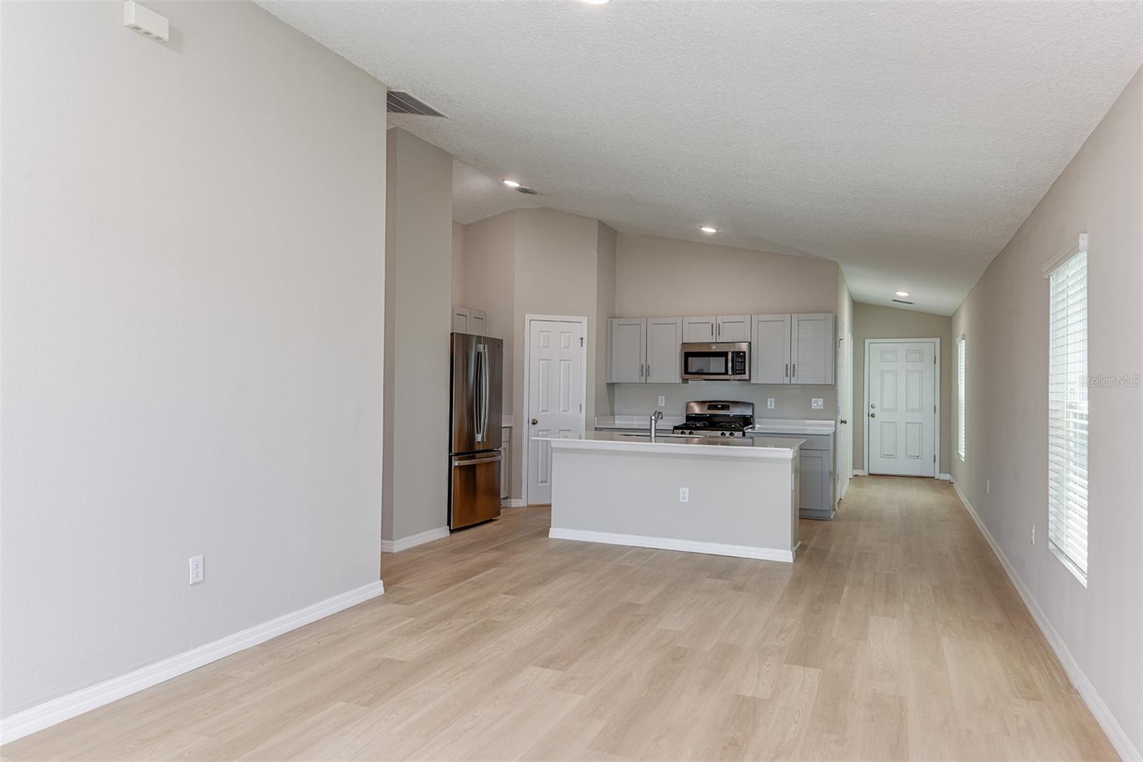 15250 Maude Landing Loop Property Photo 10