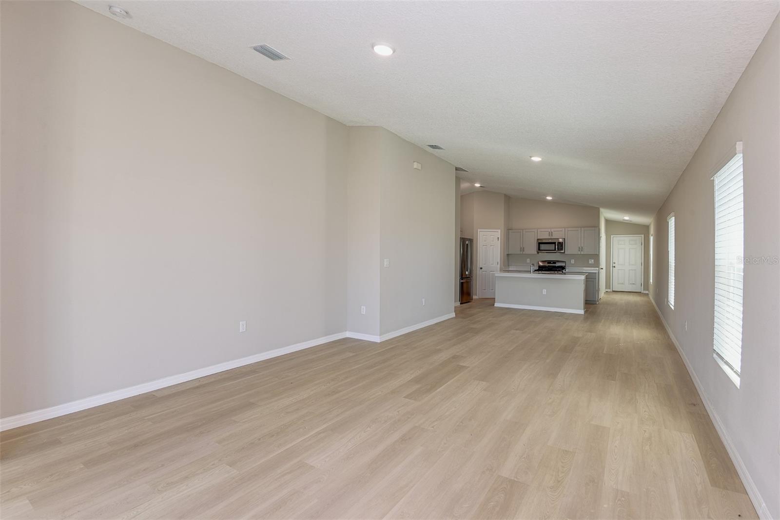 15250 Maude Landing Loop Property Photo 13