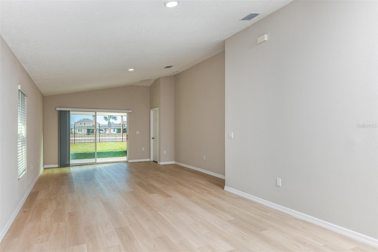 15250 Maude Landing Loop Property Photo 15