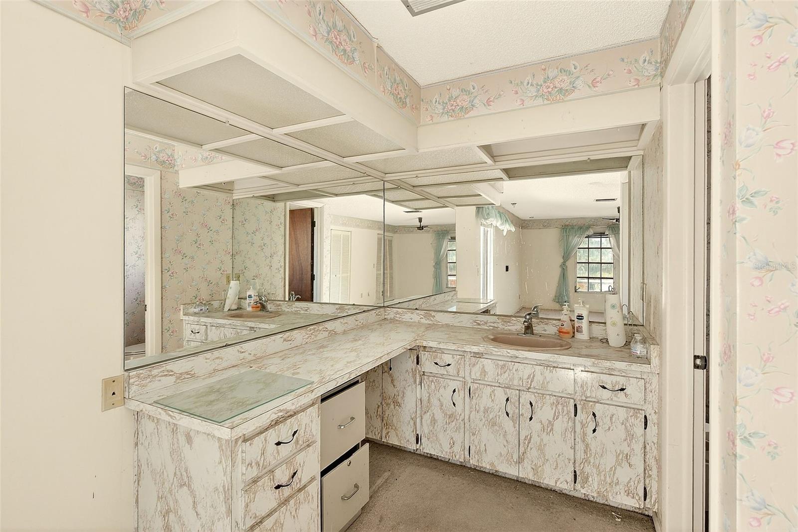 205 Gulf Blvd Property Photo 25