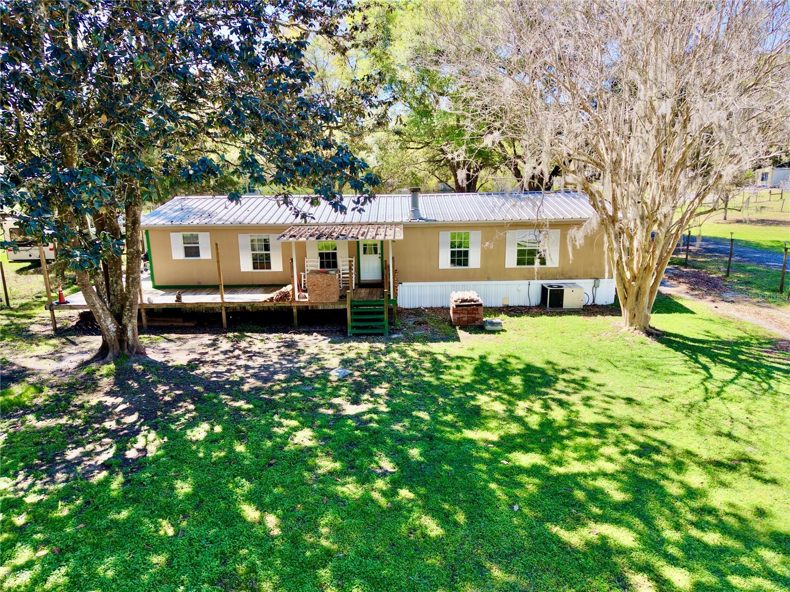 7494 Gordon Loop Property Photo 1