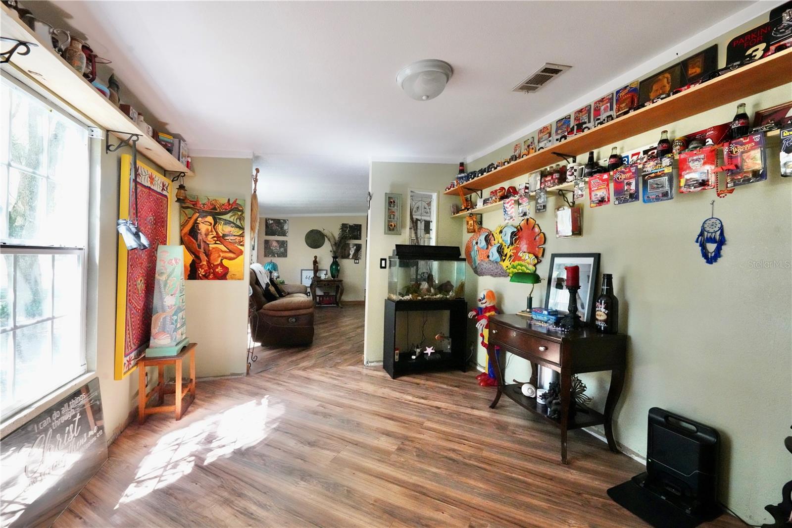 7494 Gordon Loop Property Photo 7