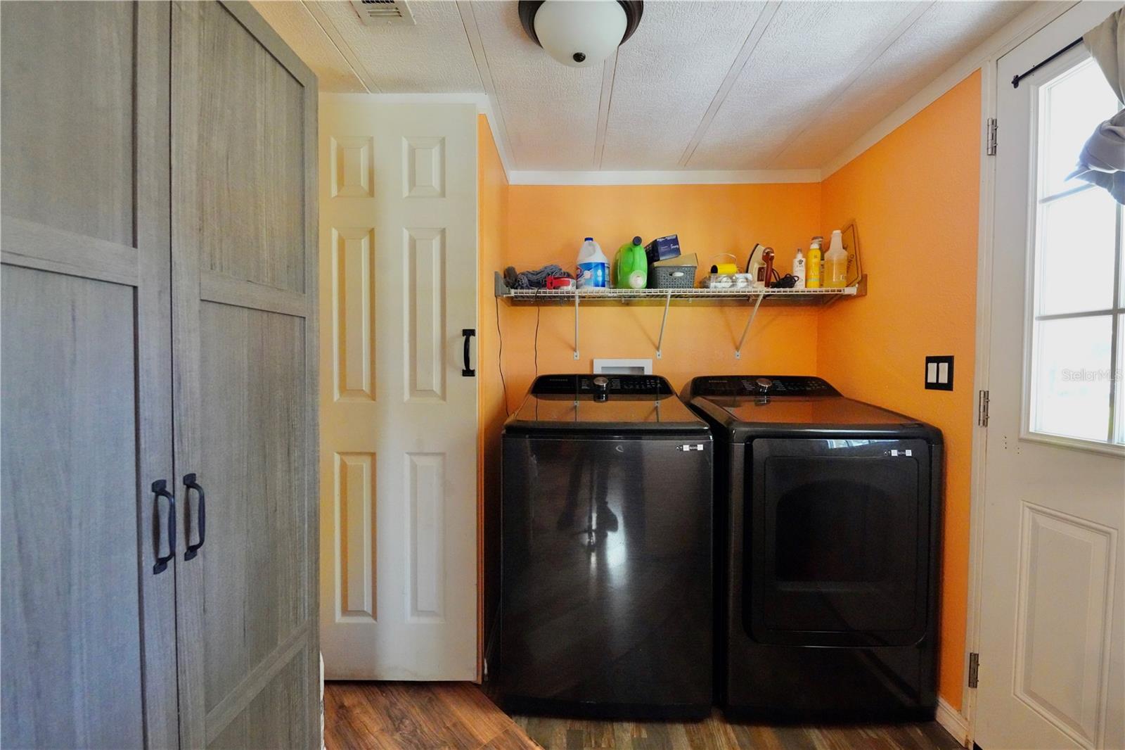 7494 Gordon Loop Property Photo 11