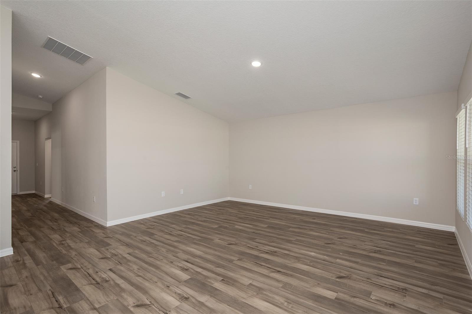 5848 Heaven Rd Property Photo 14