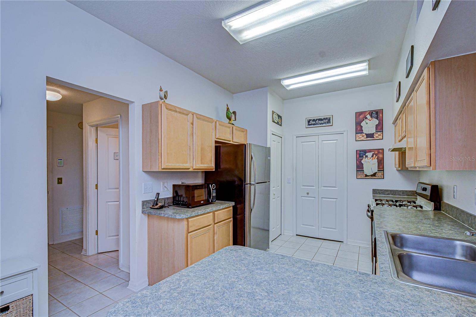 1832 Sassafras Dr Property Photo 22