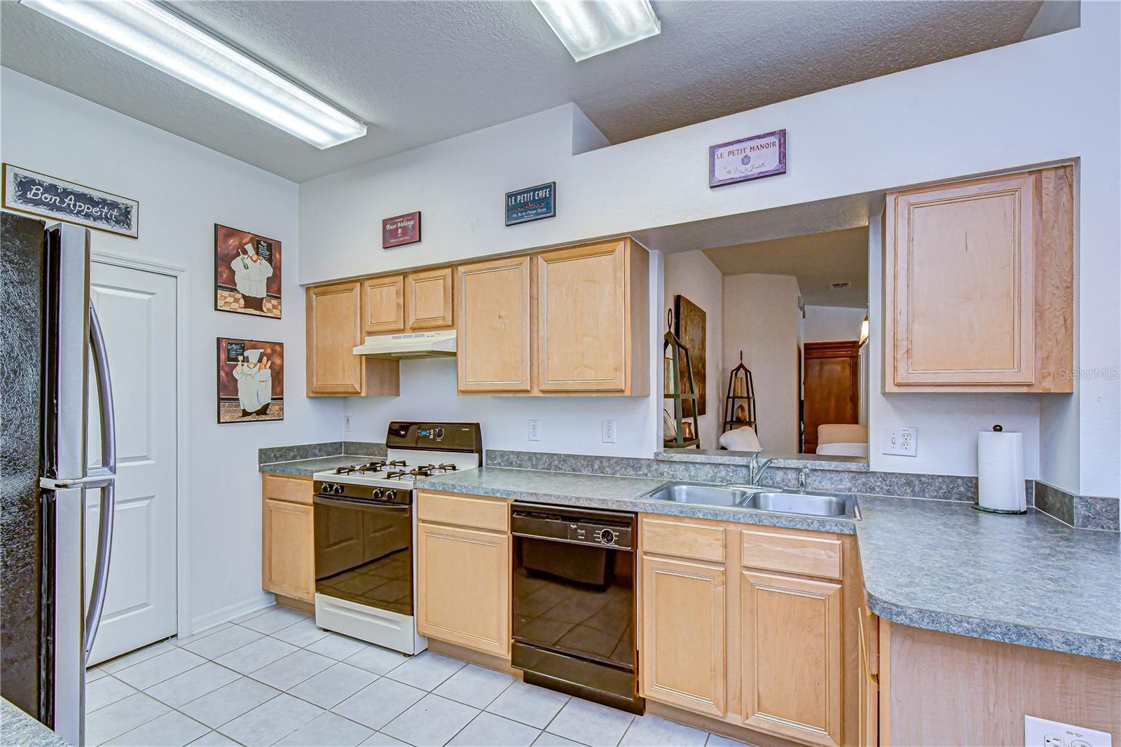 1832 Sassafras Dr Property Photo 23