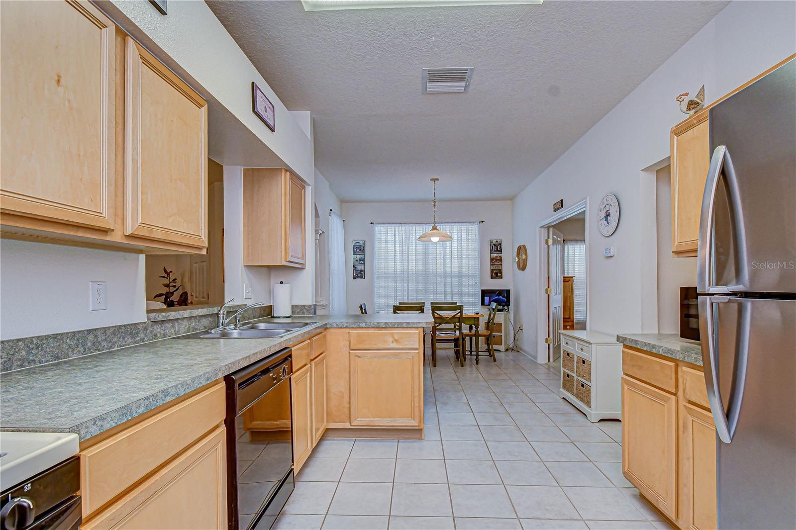 1832 Sassafras Dr Property Photo 25